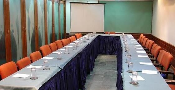 Oyo 15791 Flagship Hotel Executive Hazratganj 勒克瑙 外观 照片