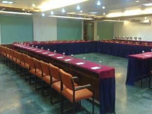 Oyo 15791 Flagship Hotel Executive Hazratganj 勒克瑙 外观 照片